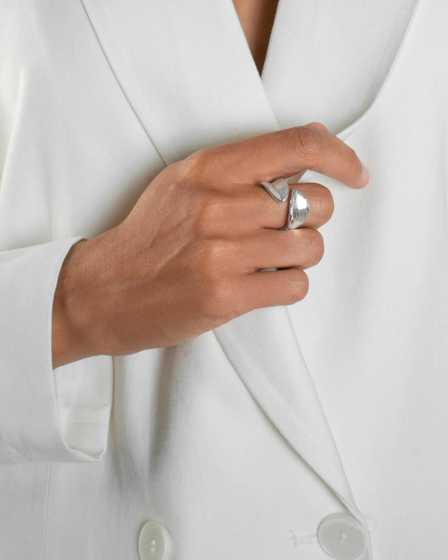 botanica_ring_silver_1.webp Botanica ring silver