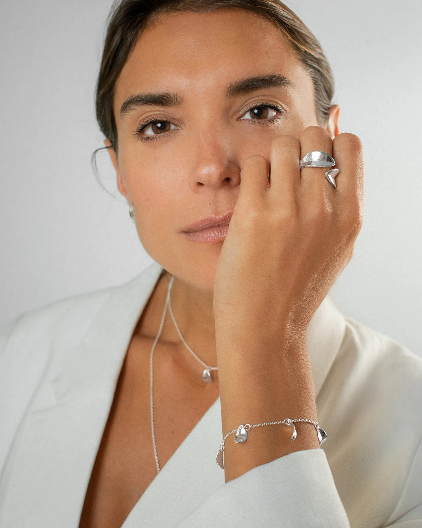 botanica_ring_silver_2.webp Botanica ring silver