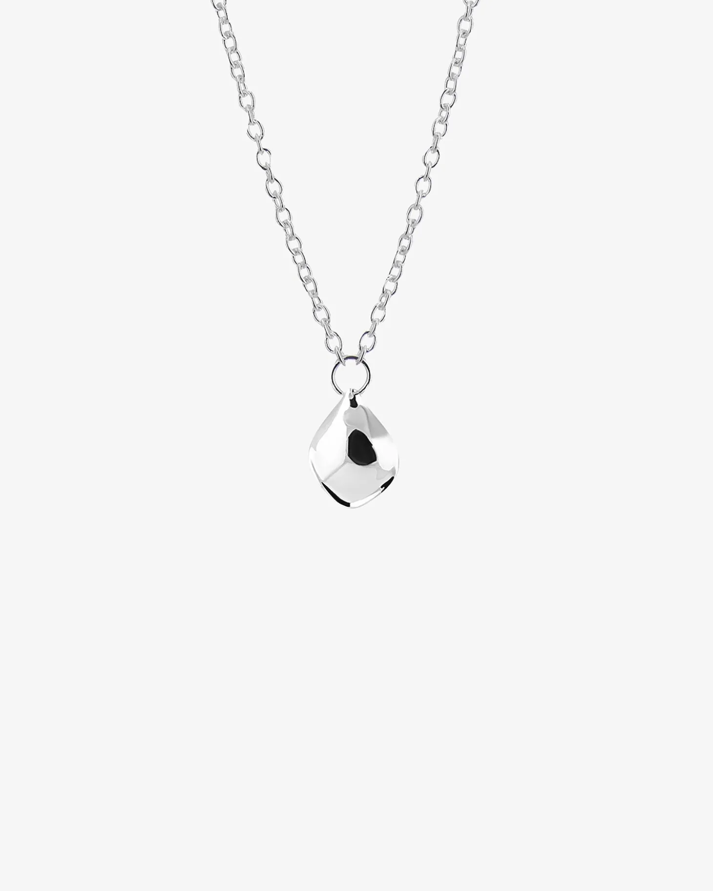 gaias_grace_drop_necklace_0.webp Gaias Grace drop necklace silver