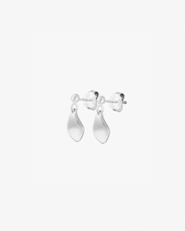 Gaias Grace drop studs silver
