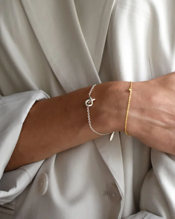 Le Knot bracelet silver