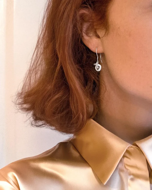 Le Knot earrings short silver