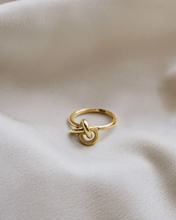 Le Knot ring gold