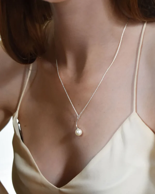 Le Pearl single necklace silver