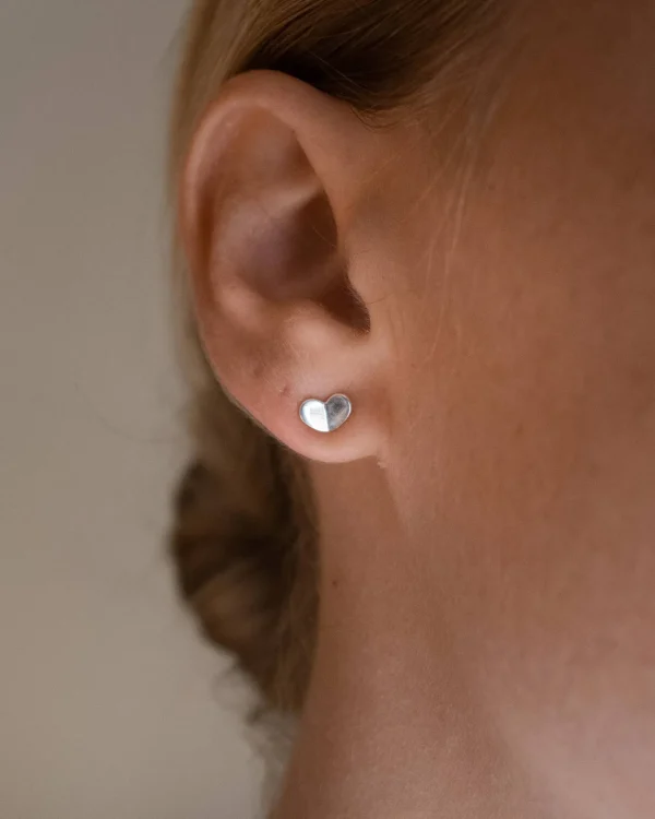 Mi Amor studs silver